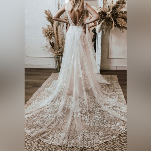 Rish Bridal, Chloe - Picture 2 of 8